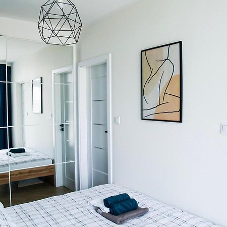 Nowoczesny Apartament Z Widokiem Na Jezioro Charzykowy Esterno foto