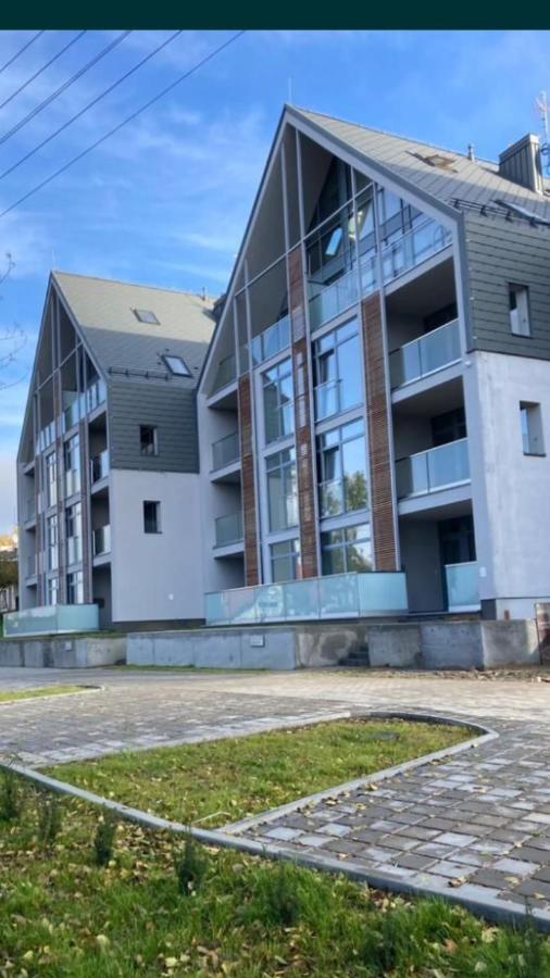 Nowoczesny Apartament Z Widokiem Na Jezioro Charzykowy Esterno foto